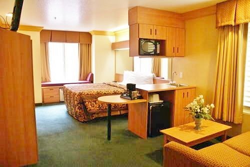 H3 Inn&suites - Lax Airport - Angeles Motel 2*